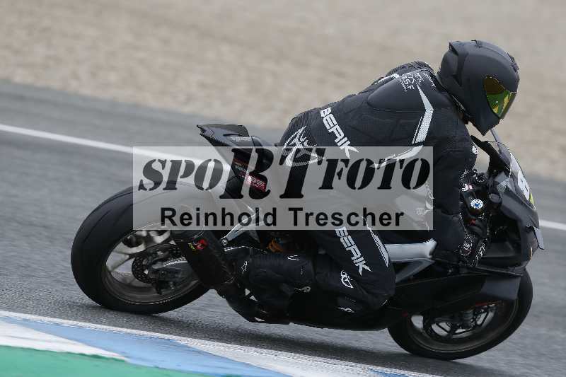 /02 28.-31.01.2025 Moto Center Thun Jerez/gruen-green/83